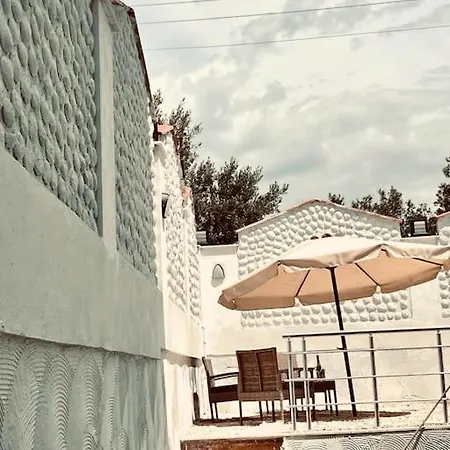 Urla Klorsuz Tuzlu Su Havuzlu Evde Konakla *