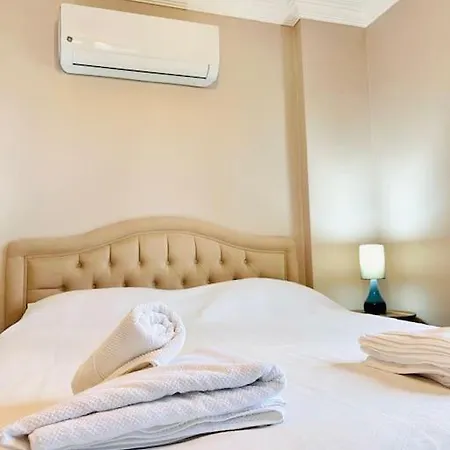 Apartment Urla Klorsuz Tuzlu Su Havuzlu Evde Konakla