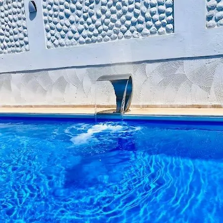 Urla Klorsuz Tuzlu Su Havuzlu Evde Konakla * Denizli (Denizli)