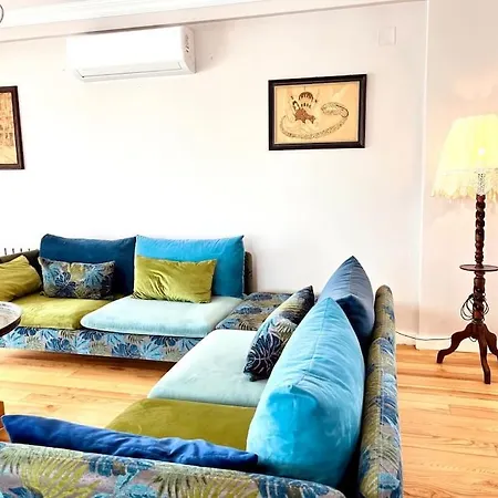 Urla Klorsuz Tuzlu Su Havuzlu Evde Konakla Apartment *
