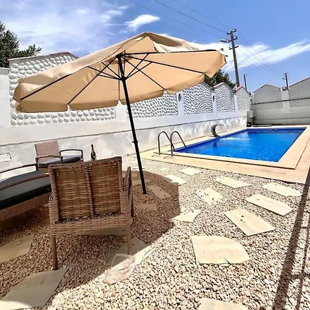 Apartment Urla Klorsuz Tuzlu Su Havuzlu Evde Konakla