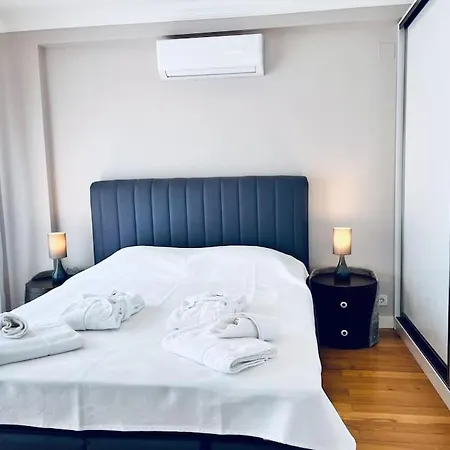 Urla Klorsuz Tuzlu Su Havuzlu Evde Konakla Apartment *